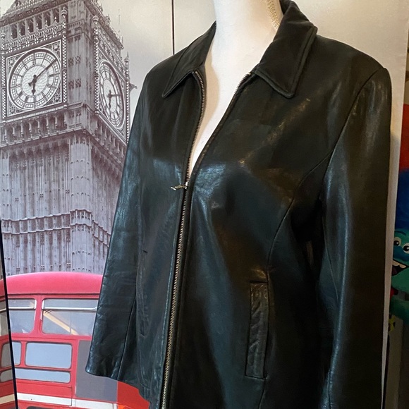 Leather jacket - Picture 2 of 3